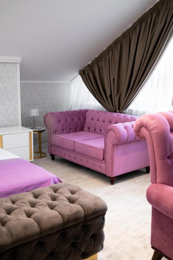 Queen Palace Novi Sad Ngoại thất bức ảnh